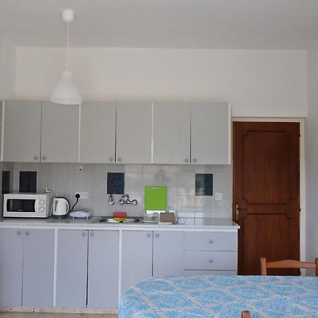 Kissonerga Beach Apartment Paphos Esterno foto