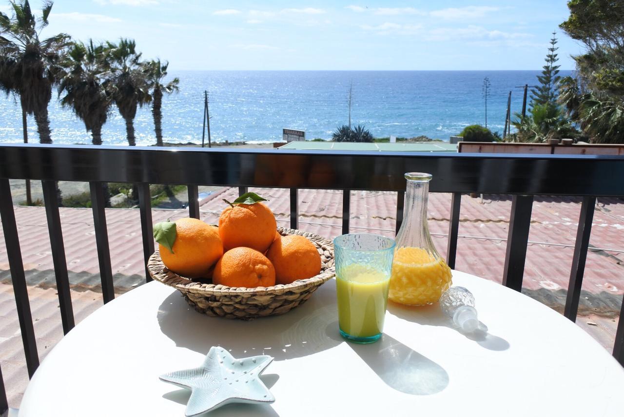 Kissonerga Beach Apartment Paphos Esterno foto
